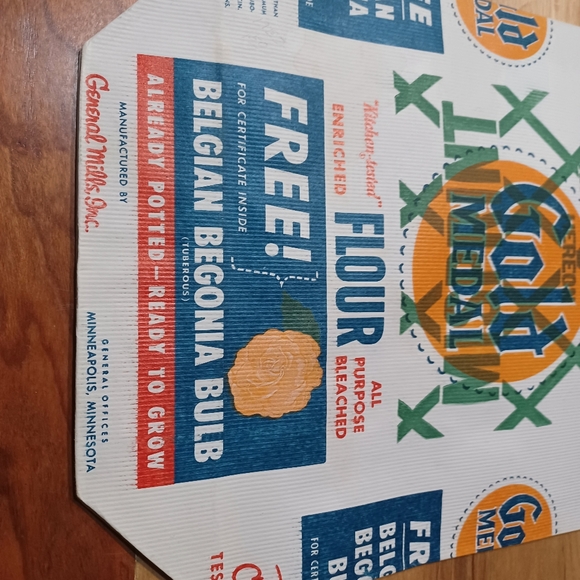 Vintage 1950s General Mills 10# flower bag Gold Medal - Picture 8 of 8